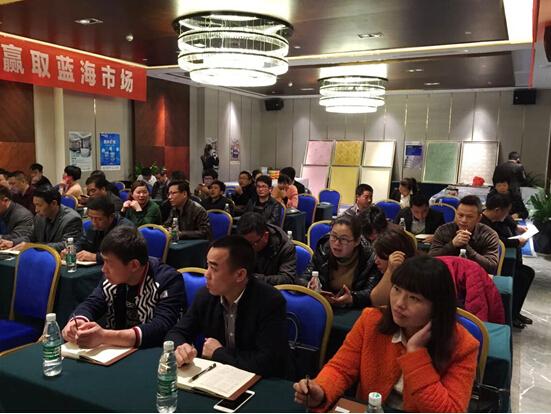 �͵�ʿ���F(tu��n)ˇ�g(sh��)Ϳ�����o���ƏV��(hu��)����M(j��n)����