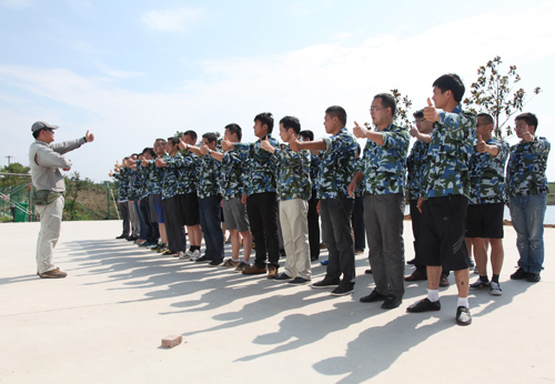 ���˹�(ji��)�܏N�l(w��i)�������ȫ��(gu��)�հׅ^(q��)������