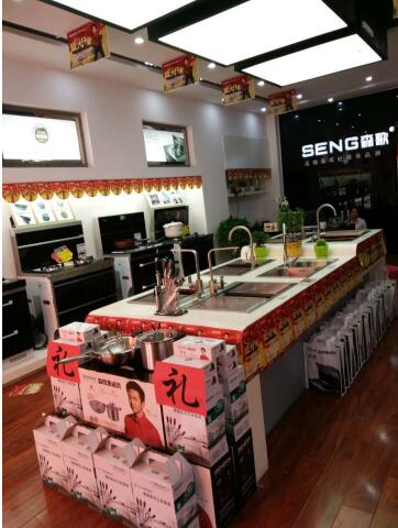 ����ɫ!ɭ�輯������M�v���L