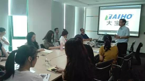 ����Y(ji��)�����ָ��� ����������һϵ�и߶˼Ҿߌ��I(y��)�n��