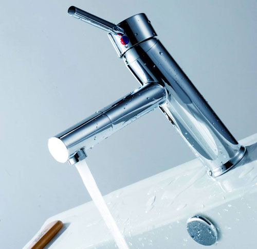 水龍頭企業(yè)必須強化服務(wù)理念 實現(xiàn)“服務(wù)增值”