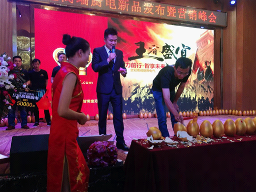 �A(y��)Ҋ�o���̙C(j��) �ʹڸ߶ˏN�l(w��i)�ؿ�F(xi��n)���O�Ȼ�