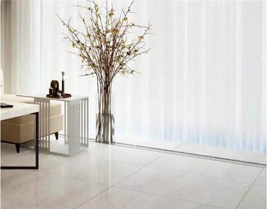 �����մ���ʯϵ�У���Ӣ���|(zh��)�Ў��c(di��n)��