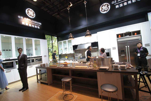 �����N�ǰ3�����N���~�����_(d��)48% �߶˻��l(f��)չ��(zh��n)���������M(j��n)