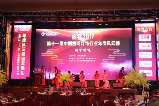 ���7�������ʮɫ����ҫ���ن�