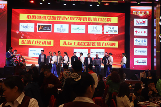 ���7�������ʮɫ����ҫ���ن�