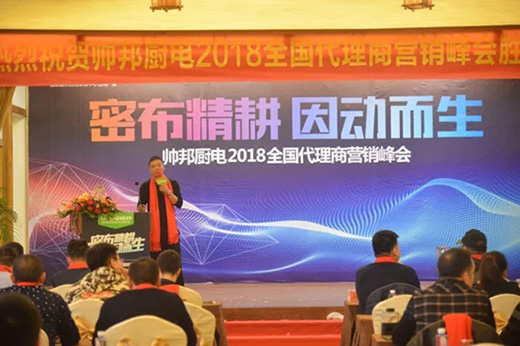 �ܲ����� ����N는y�ִ�����2018��ǰ�M(j��n)