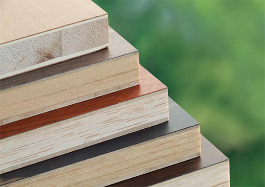 �����_(d��)��Ľ��حh(hu��n)����ĺ����B(t��i)��֮�g���P(gu��n)ϵ