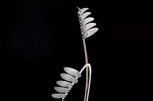 由3D打印油墨制成的紙張機(jī)器人可以按指令折疊或壓平