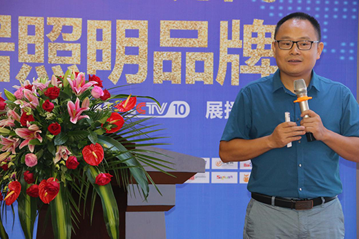 Ⱥ����������˶��������o��(sh��)Ӣ�۸�����