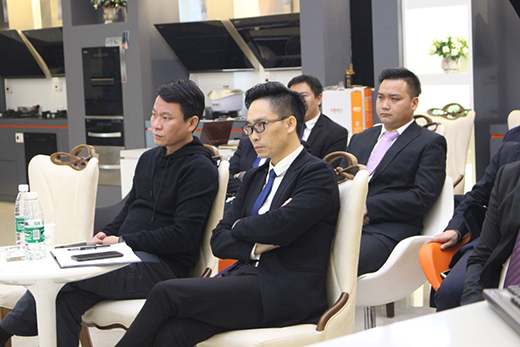 �������������^���_��(l��i)�� �۰�?g��u)N늸��e��(chu��ng)�°l(f��)չ����