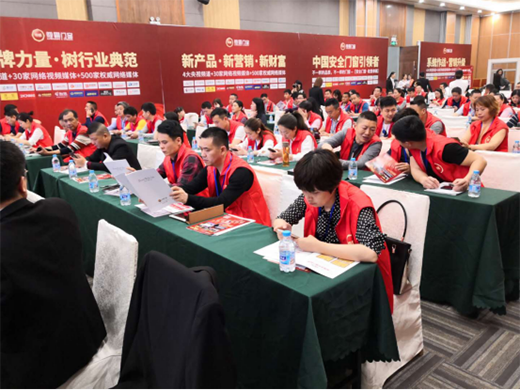 �������R ����T���~��Ʒ�ƠI�N�߄�������