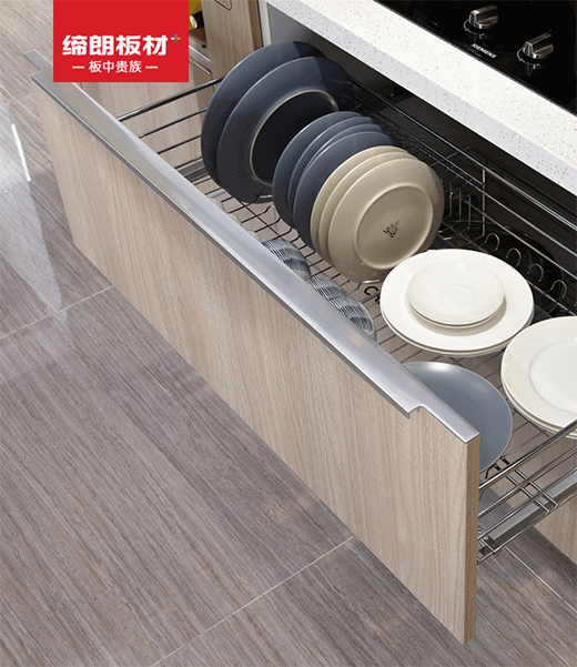 ���ʰ�ģ��������ı��B(y��ng)���� �����e�^