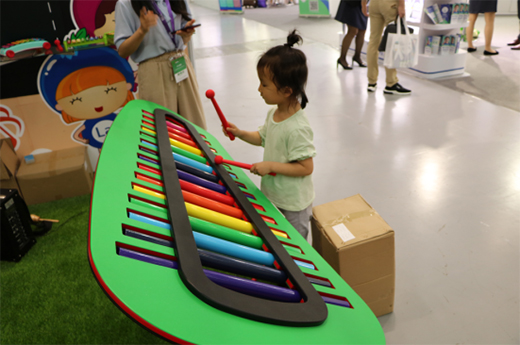 ���Y�Ó���(l��)�y�����Ʒ ���ഺ�������׽����(hu��)