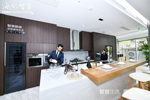 ���c���� �����N�10�������~����ϝq