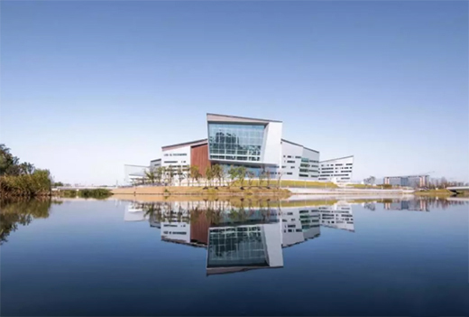 ���߃�(n��i)�������w��������(d��ng)���cδ��(l��i)