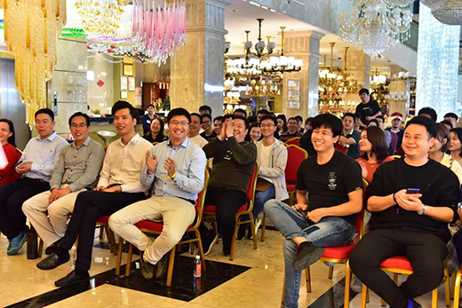 ��ֻ����Ϧ����ؓ(f��)���A��Deng.com���W(w��ng)&�ܾӾW(w��ng)2020�´����