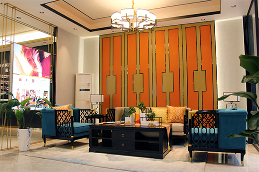 ˇ�gͿ��+ܛ�b������ˇ�gͿ��Ʒ�ƿ�����һֱ������ǰ��