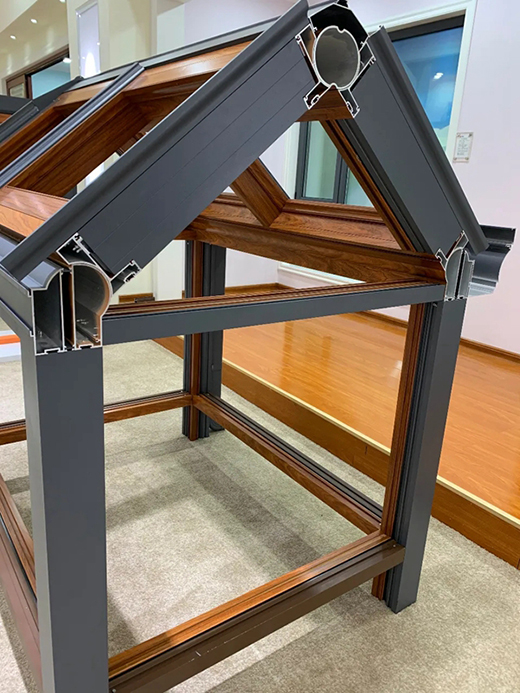 �����ɵ��(y��ng)�ⷿ���һ��������һ����(sh��)������̫�(y��ng)��������