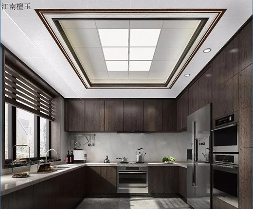 �����픣�����ϵ������������Ҿ�ɫ��