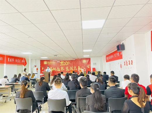 �R�ąf(xi��)����ͬ�۹������̵����܏N�l(w��i)���·݆T�����ô��