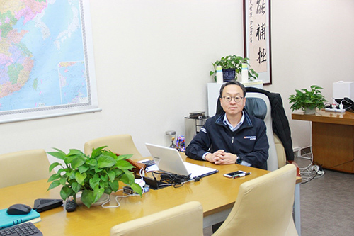 ���L�c�|�{�̰������L���ݷ����ӿ�ڒ�t���ϲ������Pע���������׃�����