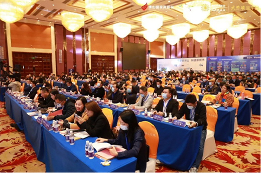 �sҫ���ᣬС���������ٔ��������Ĵ��!