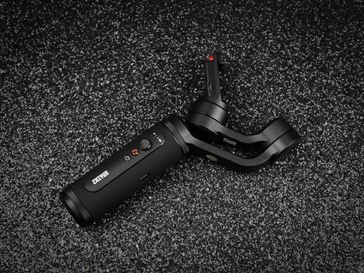 讓手機(jī)也能拍攝專業(yè)視頻 智云Q2穩(wěn)定器