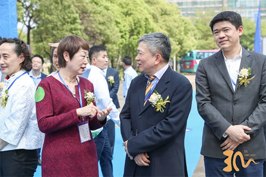 ȫ���׼���Ϳ���ИI(y��)�ׄ�(chu��ng)�������A����ζ�u�r������ʽ�I�I(y��)