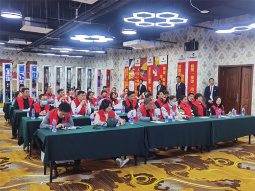 �����ɹ� �W��ɯ���ܿƼ���ɽ�|վ�Ј��I�N��ӑ��