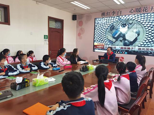 ̫��ܹ��l(f��)늼��g�MУ�@����С�W���ƽ̻��ע���»���