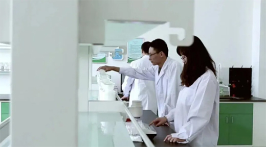 ����ף�R�����ܘI(y��)���ͨ�^��AAA�����y�������wϵ�J(r��n)�C