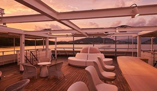 ��˹�Ǳ�����֮����(gu��)�����ռ������ß����c���ӭ������