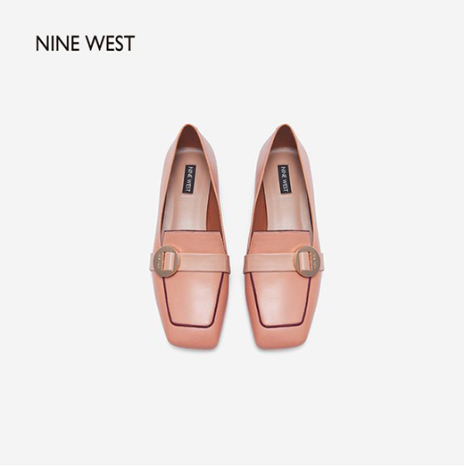 NINE WEST����ح����Ь�ĕr������ ���������^�r