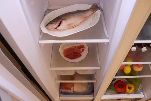 智能生活，一屏掌握，云米超薄對(duì)開(kāi)門(mén)冰箱打造智能廚房