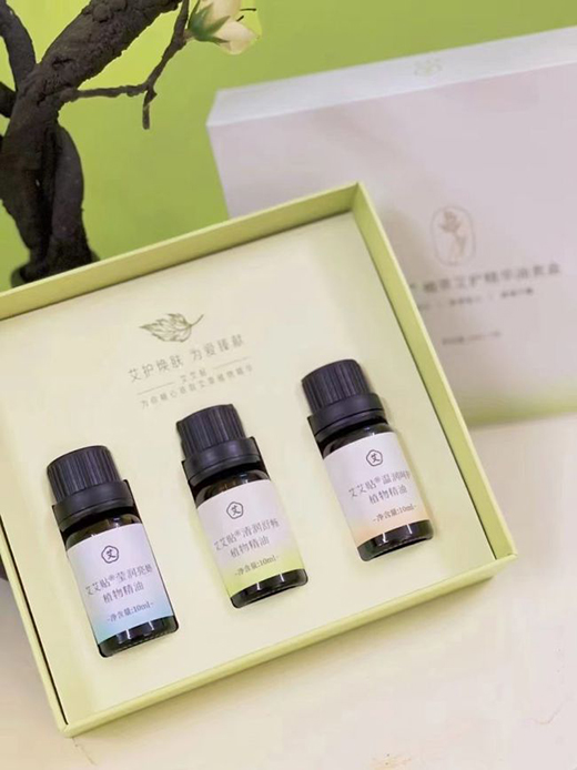 天然植萃、溫和滋養(yǎng)，艾艾貼植萃艾護精華油套盒重磅上市