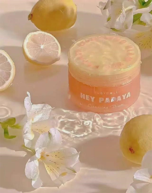 多個品牌出卸妝膏，不溫不火的它注定要火?