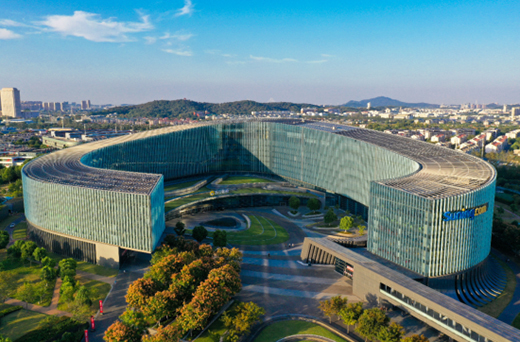 蘇寧易購股價上漲2.6%跑贏大盤，一個月內(nèi)確立百億合作目標