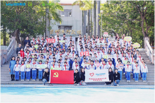 �����l(xi��ng)�����d�����׼��F(tu��n)�y�֋����W(w��ng)�_չ��������У�С�