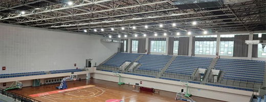 重慶師范大學籃球場舊貌換新顏，七大洲提供節(jié)能減排新方案