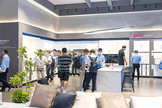 ��(d��ng)�t��׌��DTC2022��Ʒ�l(f��)�����ߡ���+���g��ֱ���Wҫ�ʬF(xi��n)