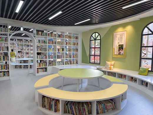 心系教育，九牧衛(wèi)浴向這所小學捐贈定制柜