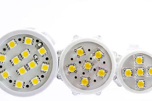 LED�����������ʹ�É����̣�����Ć�?