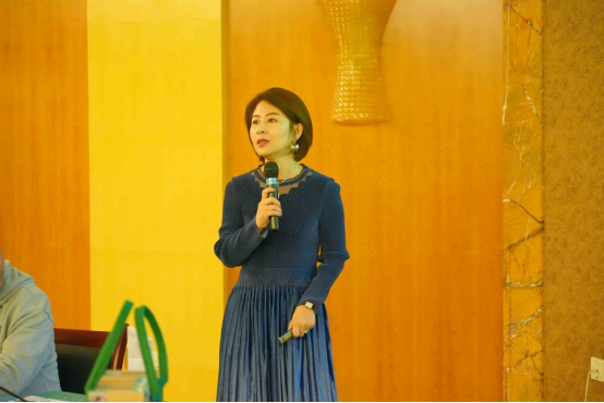 һ���������(li��n)�ˆ��ӕ���չʾ����ˇ�g(sh��)��ģ����I(l��ng)�Ҿ��Ј��³���