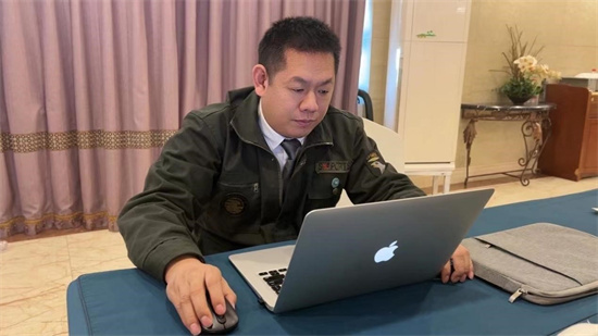 �c¹�ۄ����A�ڽK�� һ����ҾӾ�Ӣ��Ӗ(x��n)�I�A�M��Ļ