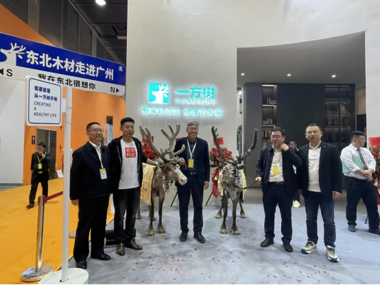 ��Ȼ֮�����Ҿ�֮�ס���һ����ҾӔy�Z¹�@�G�V�ݼҾ�չ!