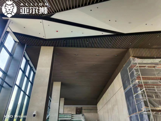 �����{�X��Ʒ���ƣ������X��ͨ�����[���gˇ�g(sh��)������